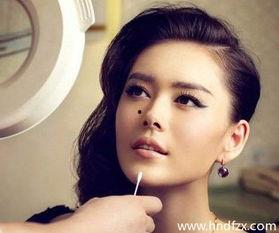 最新爆料女星是谁图片,神秘女星身份曝光，真相令人震惊！  第3张